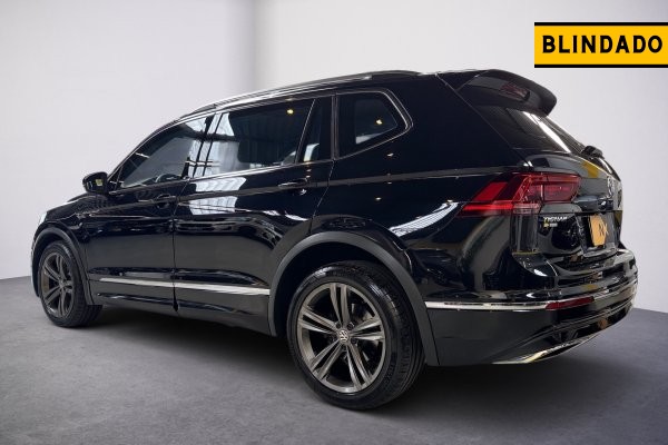 VOLKSWAGEN Tiguan 2.0 TSI R-LINE 16V TURBO GASOLINA 4P TIPTRONIC 2021/2021 VOLKSWAGEN Tiguan 2.0 TSI R-LINE 16V TURBO GASOLINA 4P TIPTRONIC 2021/2021